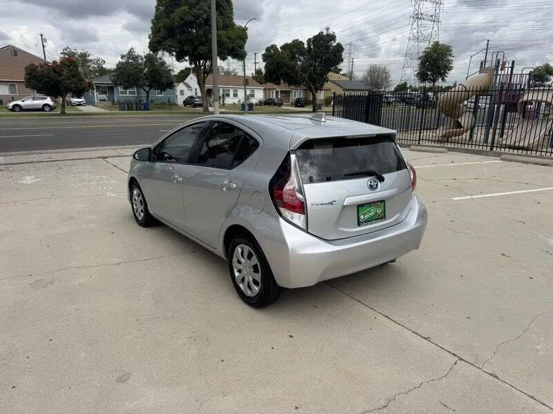 2015 Toyota Prius c