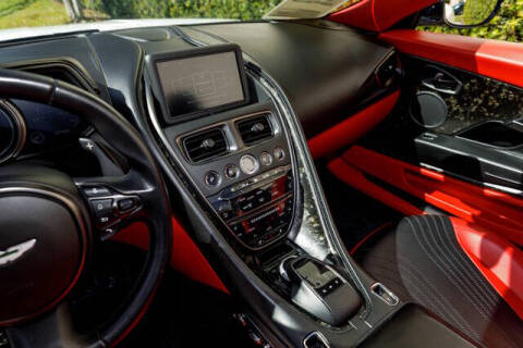 2019 Aston Martin DB11 Volante