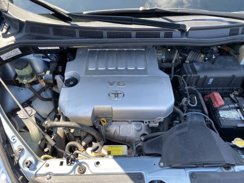 2008 Toyota Sienna LE 7-Passenger