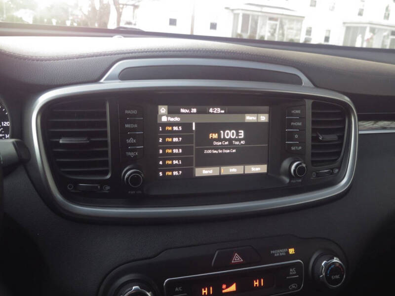 2019 Kia Sorento LX V6