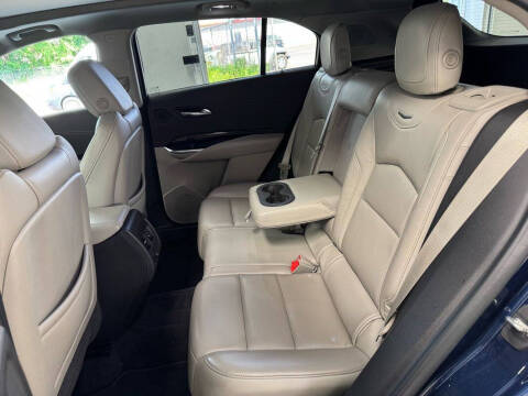2019 Cadillac XT4 Premium Luxury