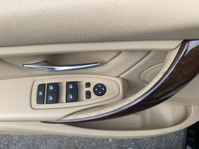 2013 BMW 3 Series 328i xDrive