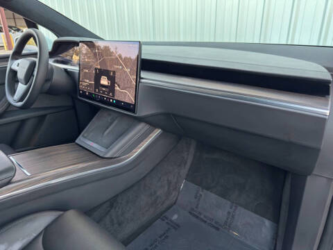 2023 Tesla Model X Standard Range