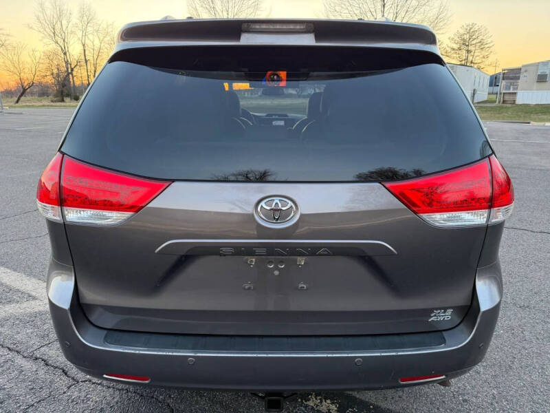 2014 Toyota Sienna