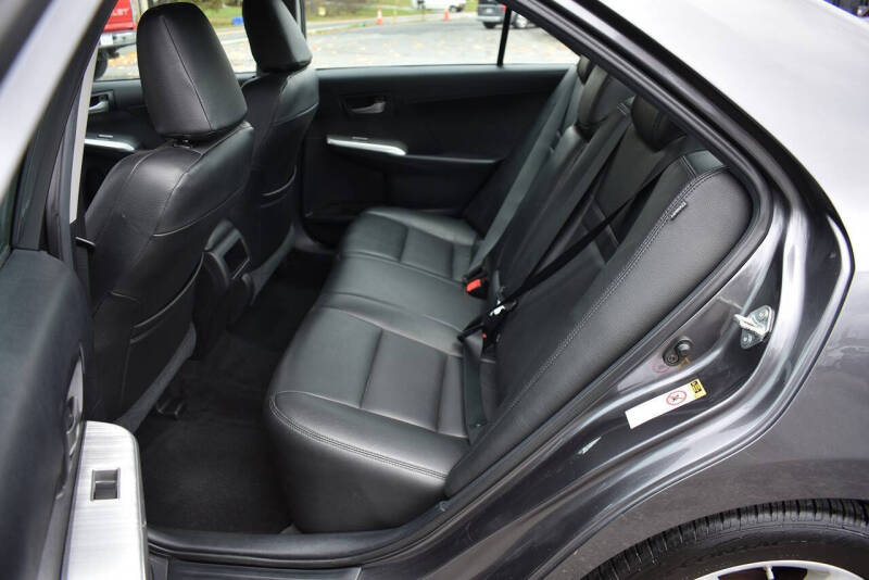 2014 Toyota Camry SE