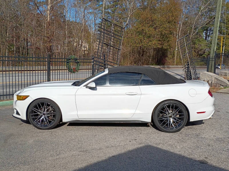 2016 Ford Mustang V6