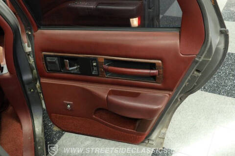1992 Oldsmobile Custom Cruiser