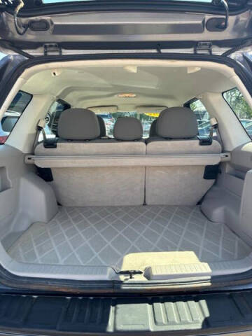 2011 Ford Escape XLS