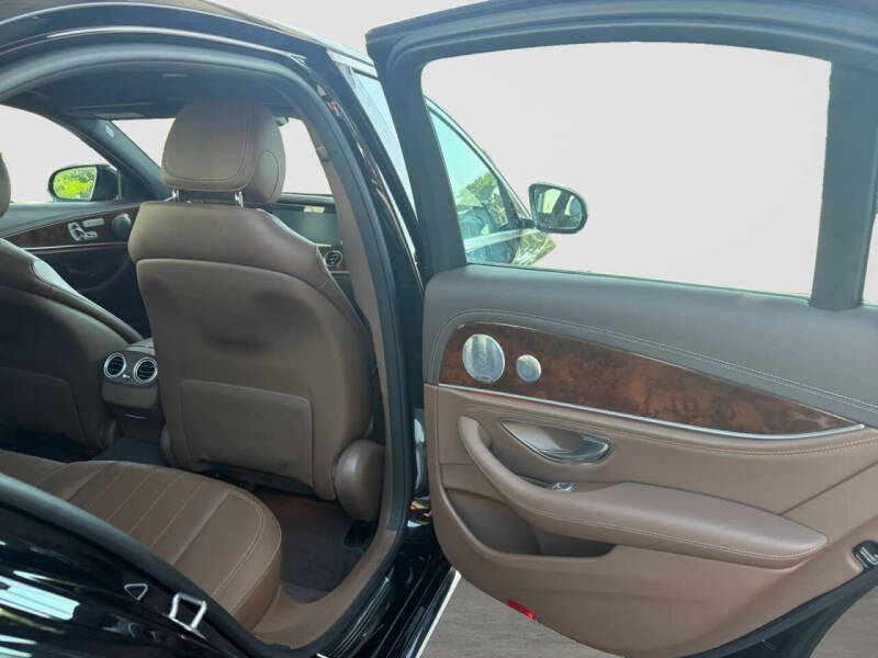 2017 Mercedes-Benz E-Class E 300 4MATIC