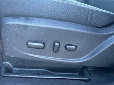 2017 Ford C-MAX Energi SE