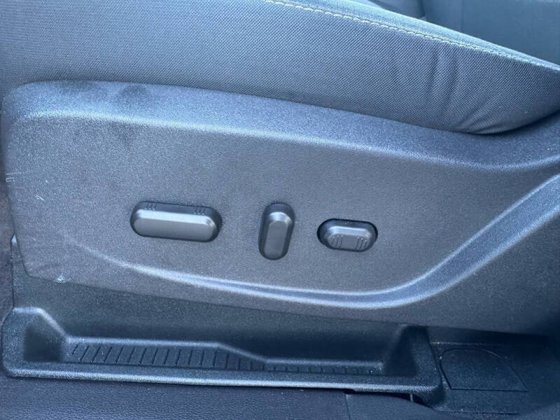 2017 Ford C-MAX Energi SE