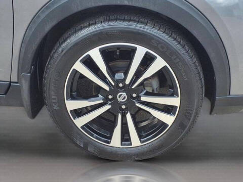 2019 Nissan Kicks SR