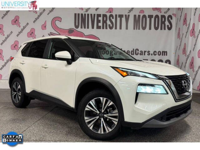 2023 Nissan Rogue SV's photo