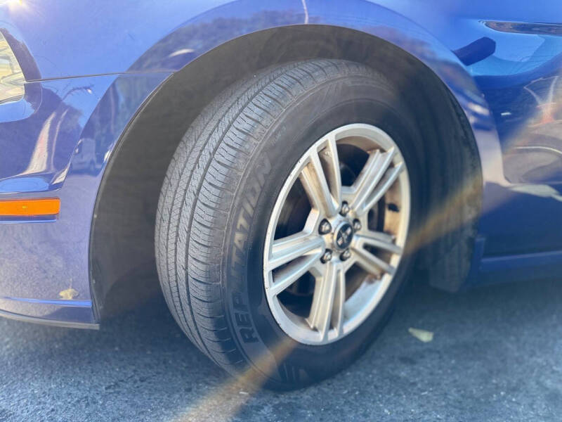 2014 Ford Mustang V6