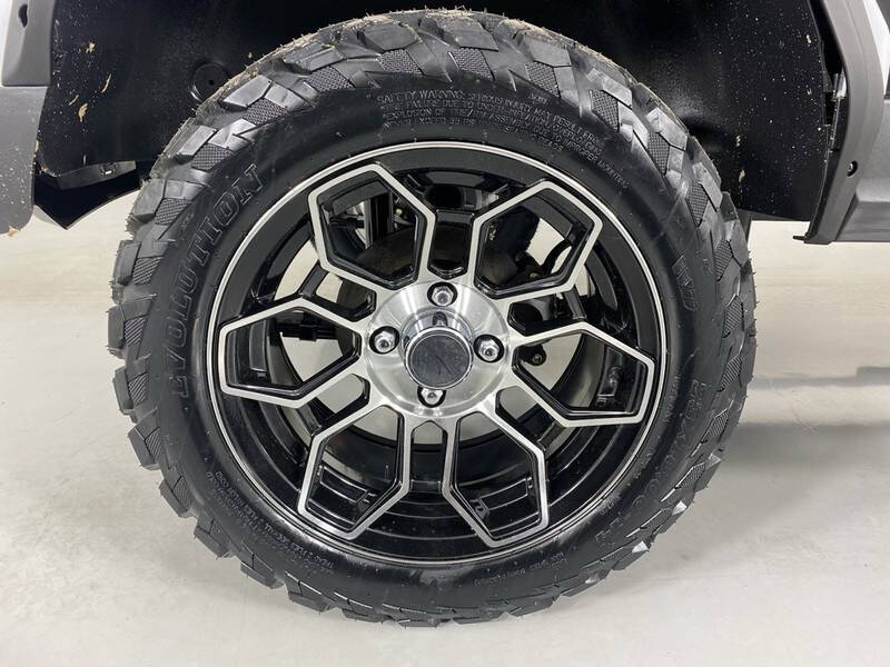 2025 Evolution MAVERICK 4 PLUS