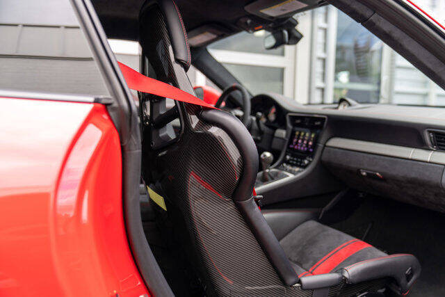 2018 Porsche 911 34