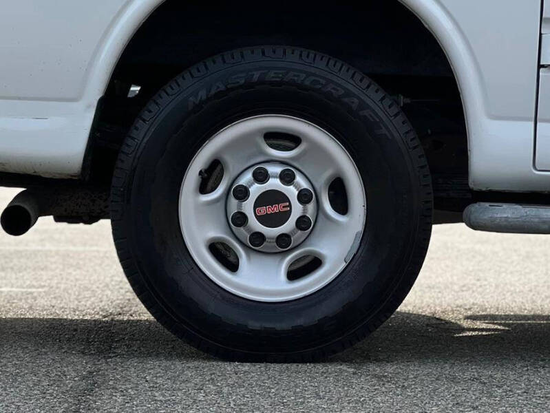 2019 GMC Savana 2500