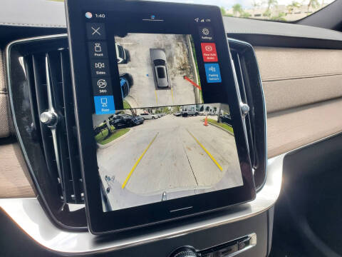 2026 Volvo XC90 B5 Plus 7P