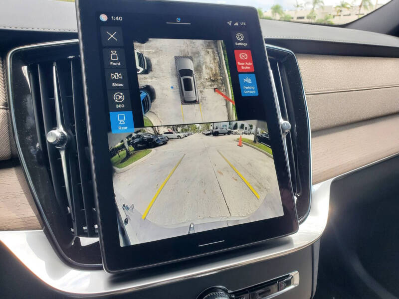 2026 Volvo XC90 B5 Plus 7P