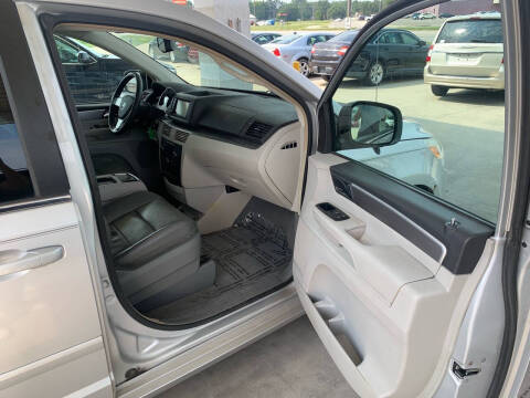 2009 Volkswagen Routan SEL