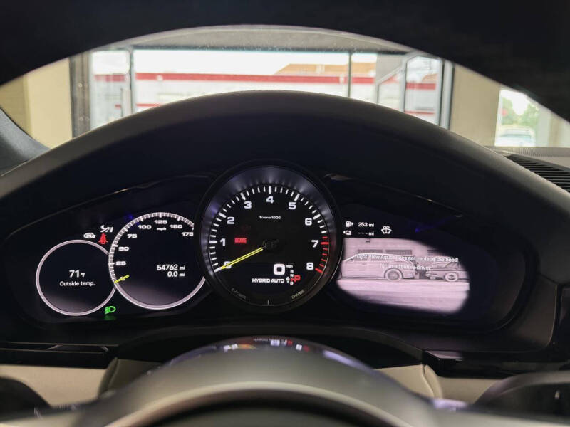 2022 Porsche Cayenne