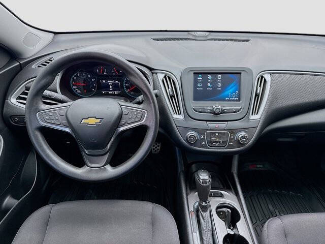 2017 Chevrolet Malibu LS