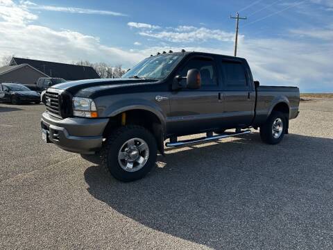 2004 Ford F-250 Super Duty for sale at Quinn Motors in Shakopee MN