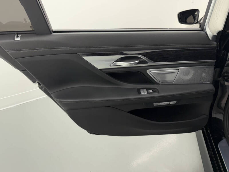 2016 BMW 7 Series 750i xDrive