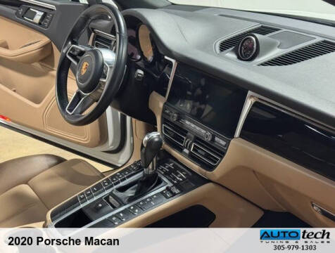 2020 Porsche Macan