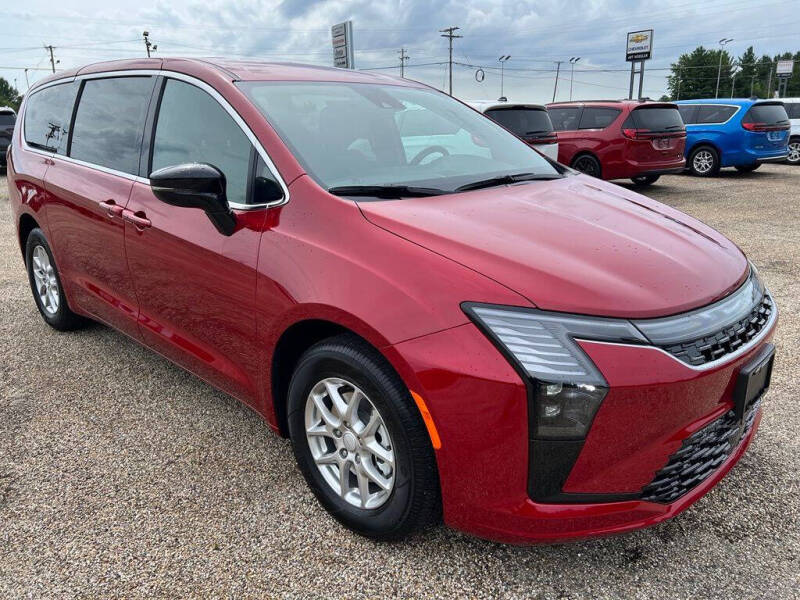 2027 Chrysler Pacifica Select