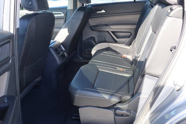 2023 Volkswagen Atlas V6 SE