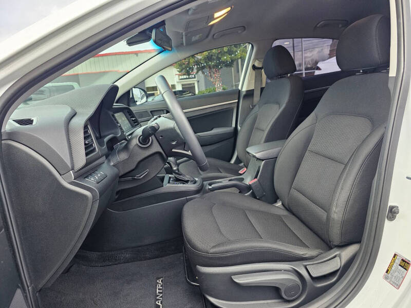 2020 Hyundai Elantra Eco