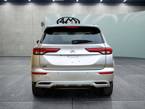 2024 Mitsubishi Outlander SE