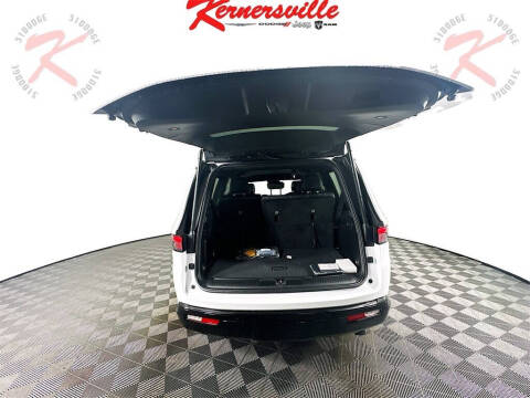 2025 Jeep Wagoneer Series II