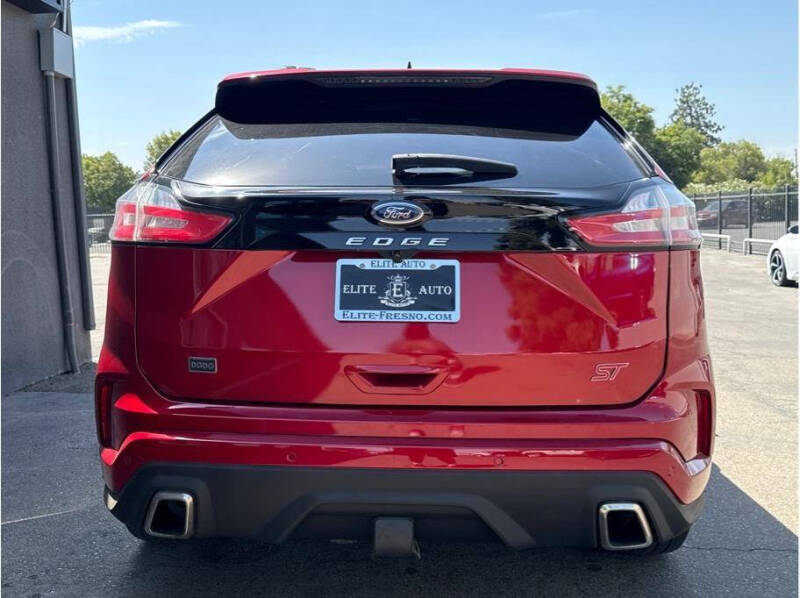 2021 Ford Edge ST