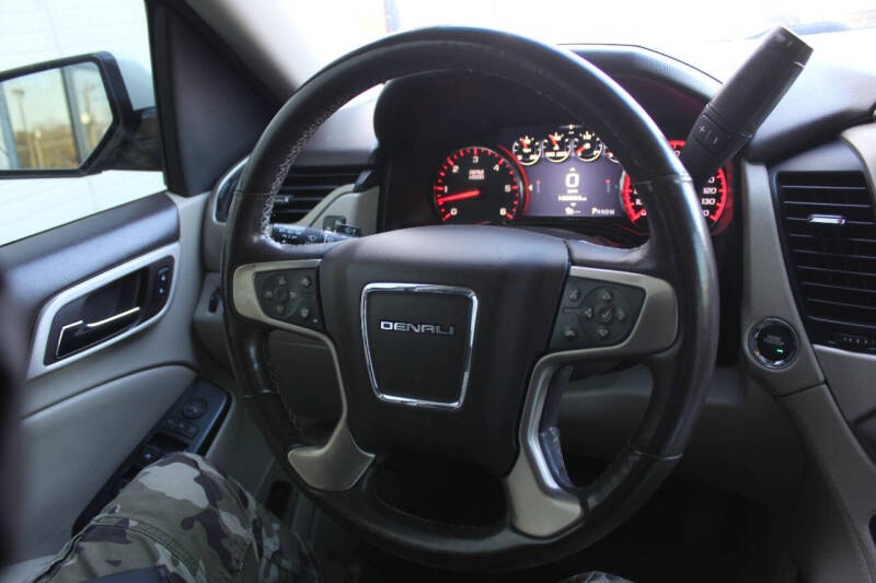 2015 GMC Yukon Denali