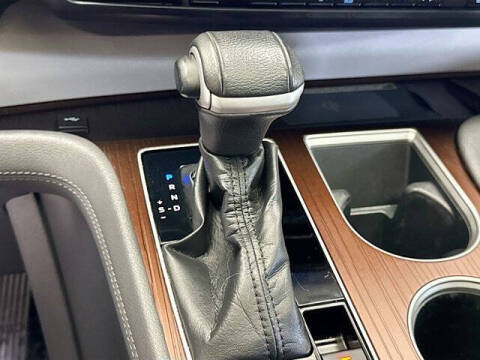 2023 Toyota Sienna XLE 7-Passenger