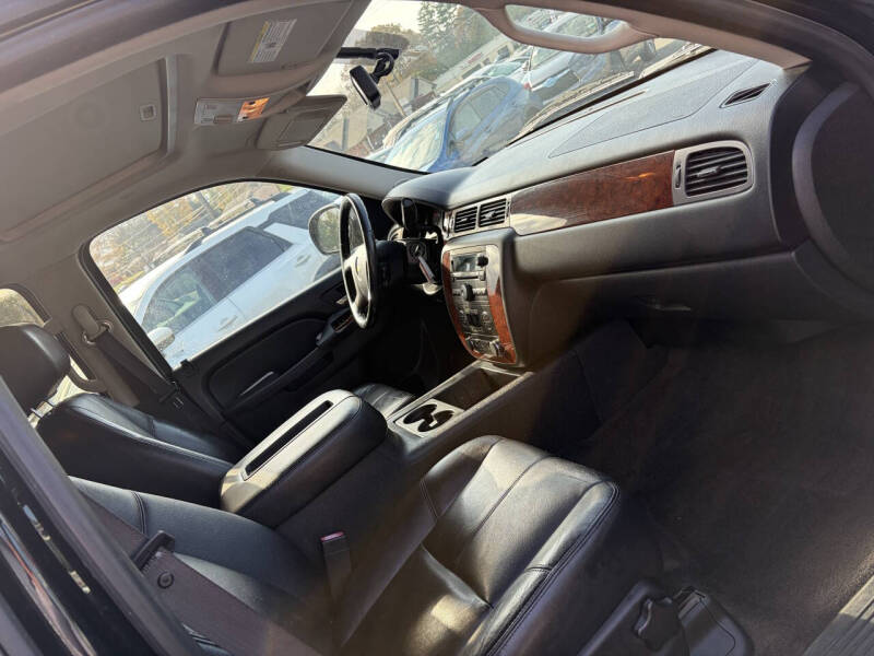 2012 Chevrolet Avalanche LT