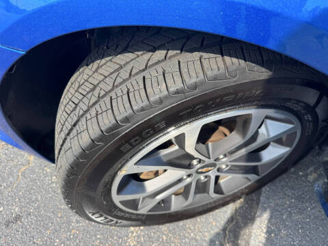2017 Chevrolet Sonic LT Manual