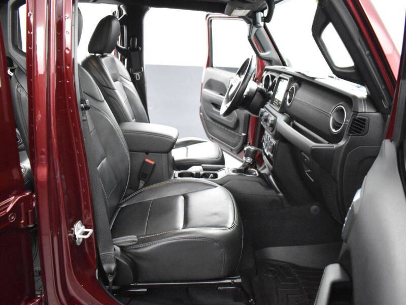 2021 Jeep Gladiator Overland