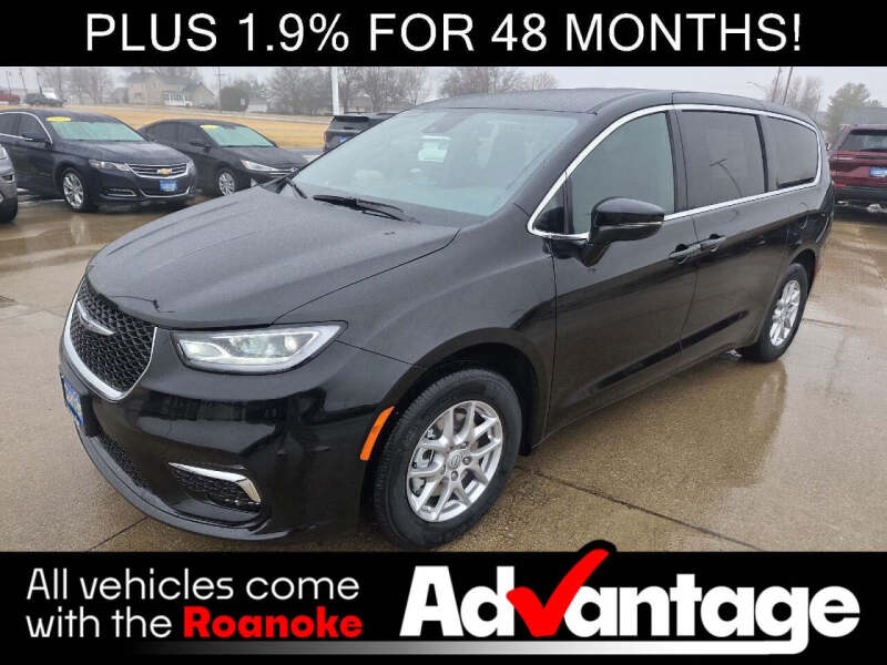 2026 Chrysler Pacifica Select