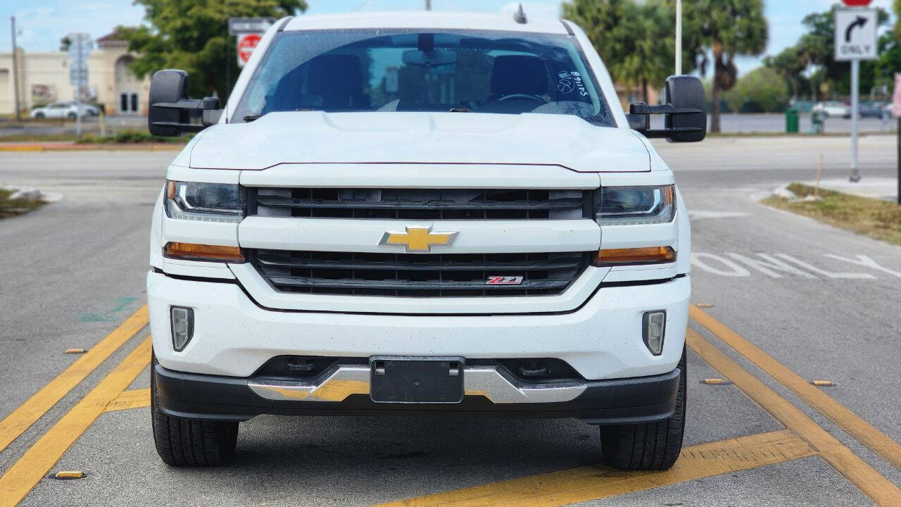 2016 CHEVROLET Silverado Pickup - $18,999
