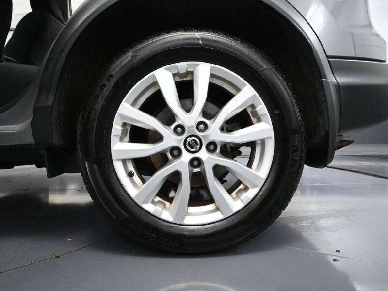 2021 Nissan Rogue Sport SV