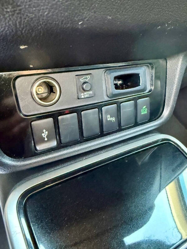 2020 Mitsubishi Outlander SEL