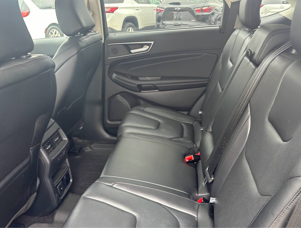 2020 Ford Edge for sale at VIP Motor Sales in Hazel Park, MI