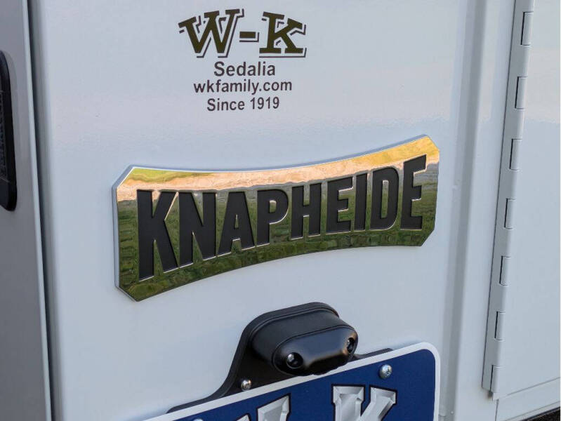 2025 Chevrolet Express 3500