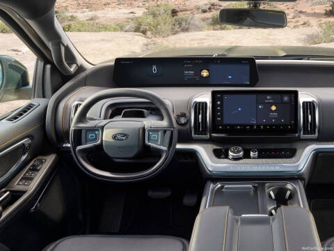 2026 Ford Expedition Active