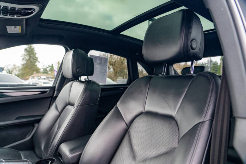 2019 Porsche Macan