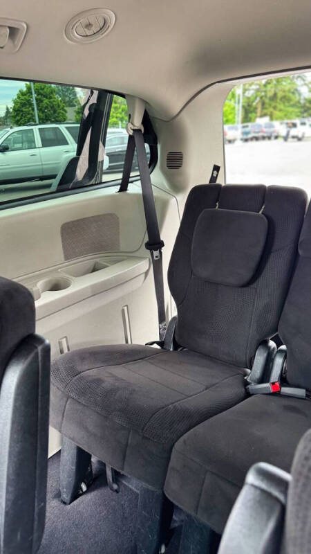 2012 Dodge Grand Caravan Crew
