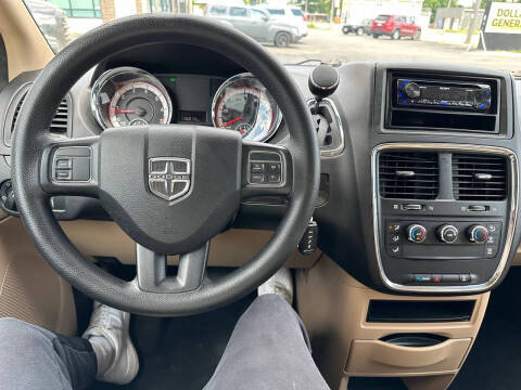 2015 Dodge Grand Caravan American Value Package